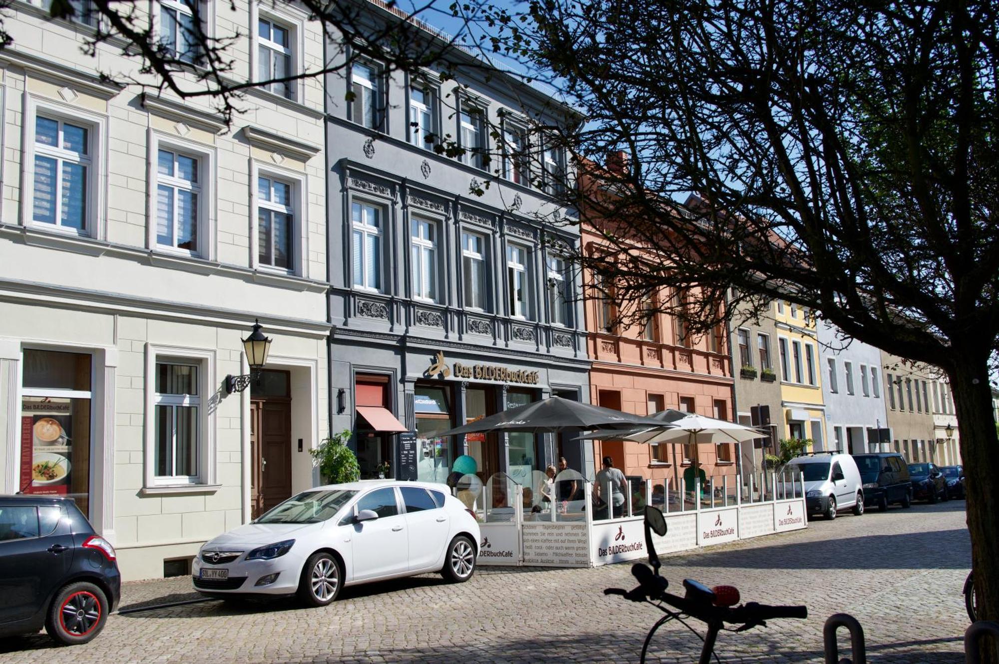 Das Bilderbuchcafe - Pension Markt 7 Havelberg Extérieur photo