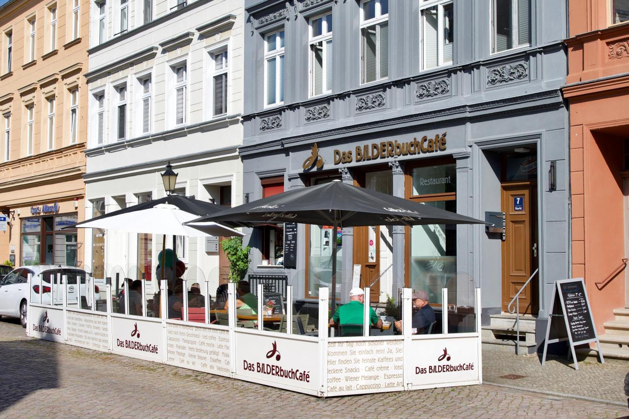 Das Bilderbuchcafe - Pension Markt 7 Havelberg Extérieur photo